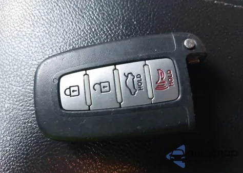 2013 Hyundai Sonata Hybrid Limited z USA, uszkodzony, nr VIN KMHEC4A49DA074194